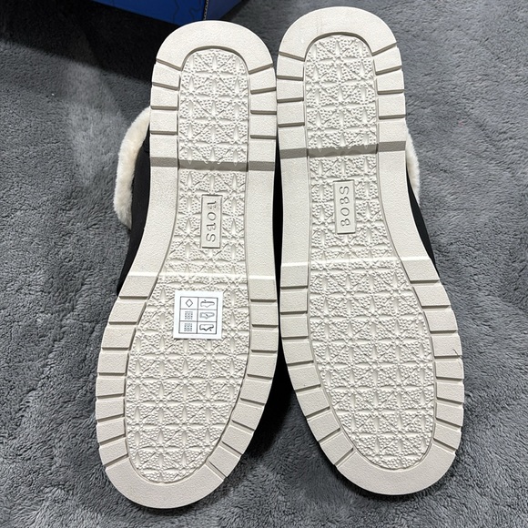 Skechers Black Vegan Boots - Picture 5 of 7